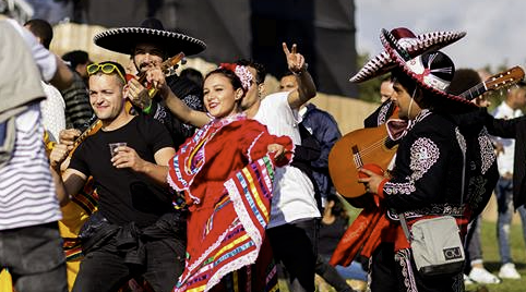 Mexicaans dans Salma Hayek act
